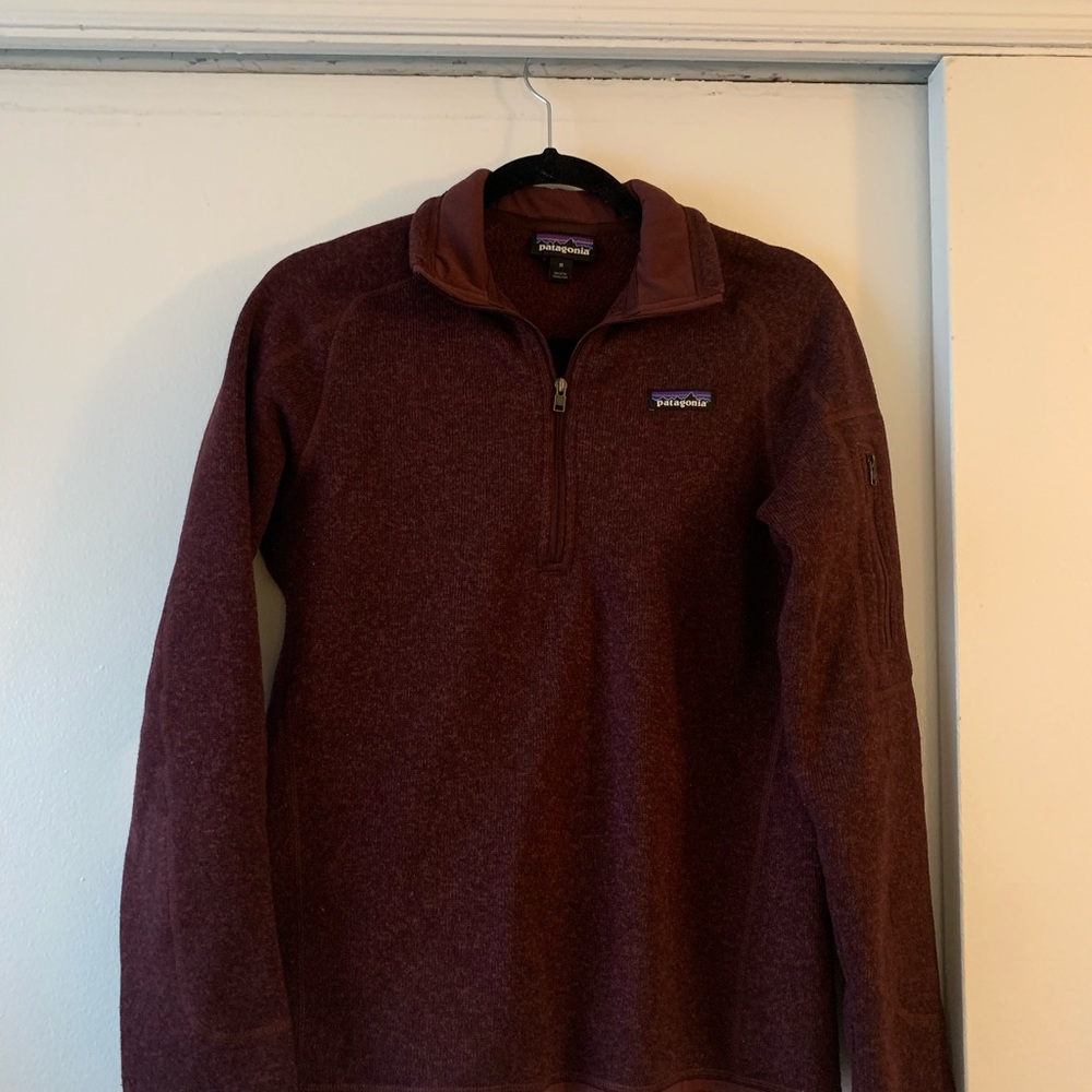 Patagonia Women’s pullover (M)